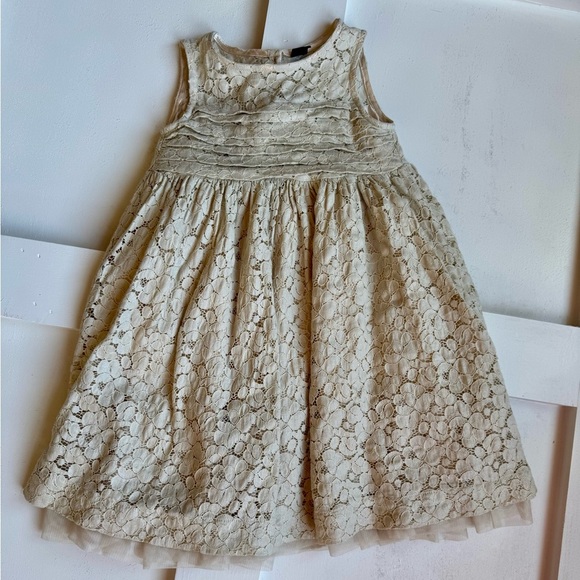 Sleeveless, Lace, satin-lined 3T Girls Dress - Picture 2 of 2